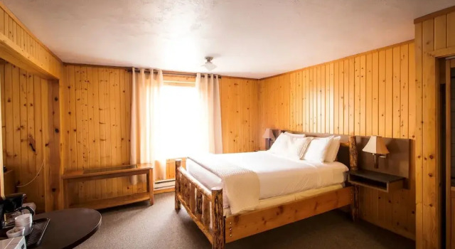 Трёхместный семейный номер Standard Colter's Lodge