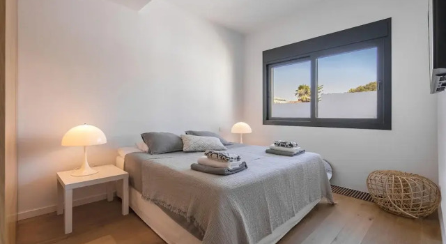 Villa first line beach, 6 bedrooms, private pool, Costabella, Marbella, Забронировать Вилла Коттеджи Марбелья, Коттедж