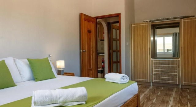 Shanaz Beachside Retreat