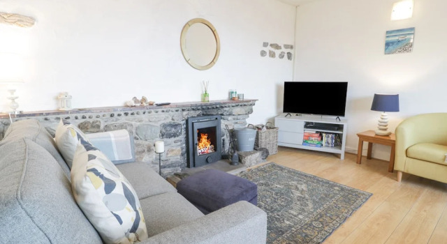 Hen Felin Isaf, Book Feriehus Llanddona Anglesey