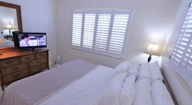 Beachouse Inn & Suites