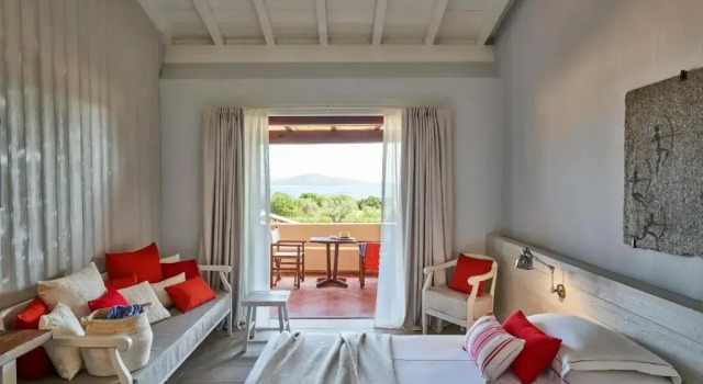 Трёхместный номер Deluxe с частичным видом на море Due Lune Puntaldia Resort & Golf
