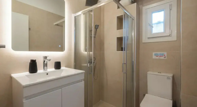 Студия Superior 15 Minutes Walk to Acropolis, Minimalist Studio