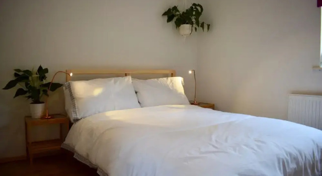 Dublin 2 Bedroom House With Garden, Забронировать Дом для отпуска Коттеджи Дублина, рядом с Театр «Тиволи», Коттедж