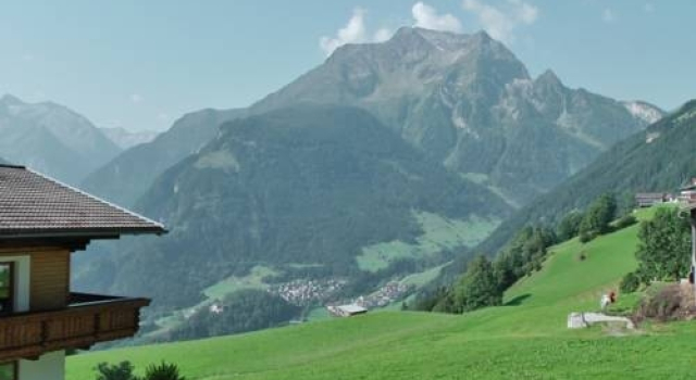 Ferienwohnung Eberharter, Rezerwuj Hotel Hotele w Tyrol z parkingiem, Parking