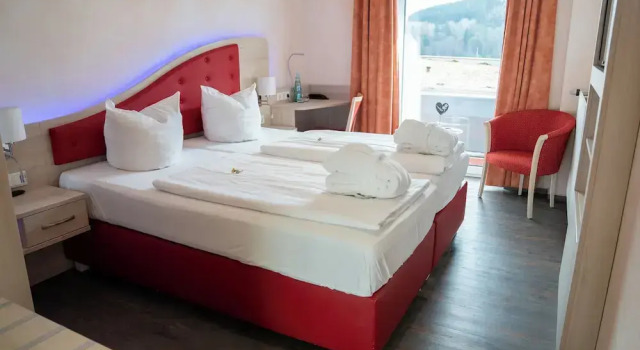 Двухместный номер Standard с балконом Hotel Hochsauerland 2010