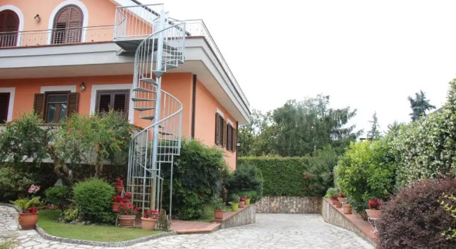 La Soffitta - Appartamenti in Villa