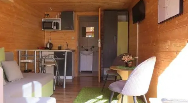 Domki ogrzewane Sokół, Book Hotel Władysławowo 
