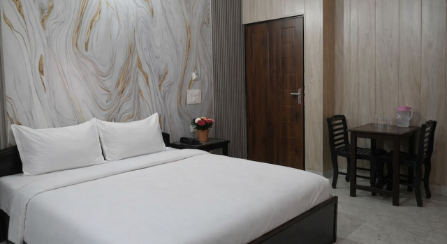 Номер Premium Hotel Govind Palace Near-By The Ganges At Triveni Ghat