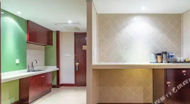 Люкс Business Hohhot Hai Liang Plaza Hotel