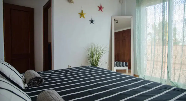 Villa SeaDogs Surf & Arts, Забронировать Вилла Отели Канарских островов с бассейном, Бассейн