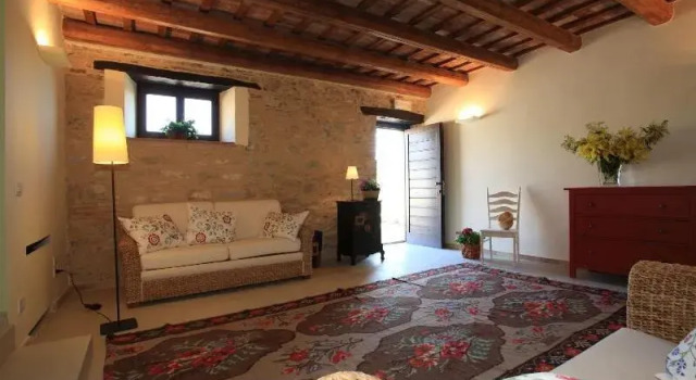 Agriturismo Segnavento - Zaccagnini, Varaa Hotelli Hotellit Staffolo aamiaisella, Aamiainen