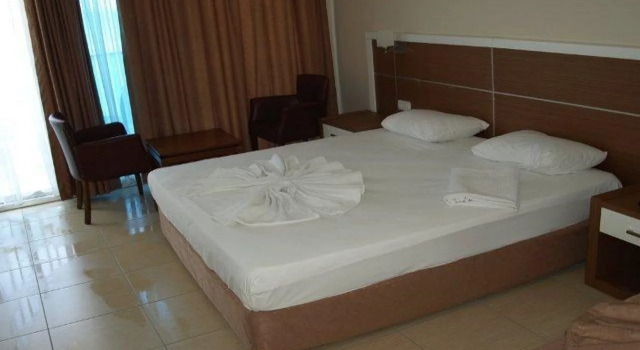 Отель Venessa Beach 