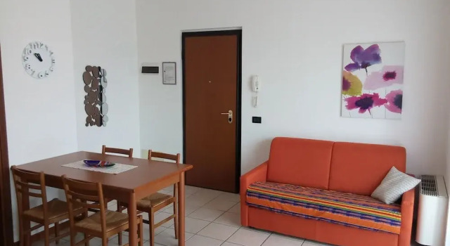 Snug Holiday Home in Lazise With Heating, Near Lake Garda, Prenota Casa vacanze Hotel a Veneto con piscina, Piscina