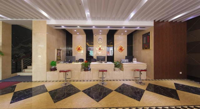 Huiyuan Holiday Hotel, Book Hotel Hotels in Dandong with Parking, Parking