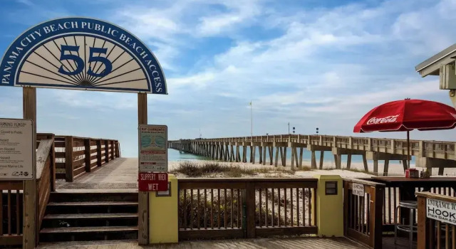 Spacious Comforts ~ 4br/4ba ~ Perfect for Family - Private Home in Pcb!