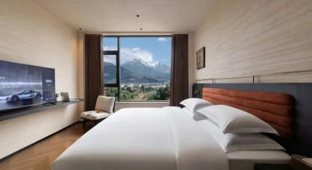 Люкс Xiduona Ruxin XIDUONA Snow Mountain Viewing Garden Hotel