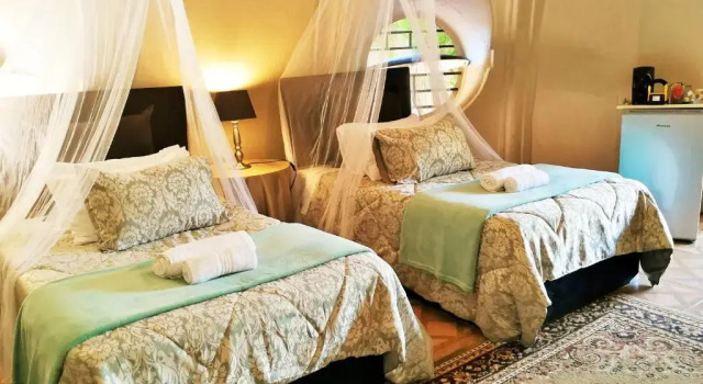 Бунгало Safari Guesthouse