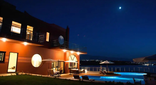 Villa Efzin, Забронировать Вилла Коттеджи Хорафакия, Коттедж