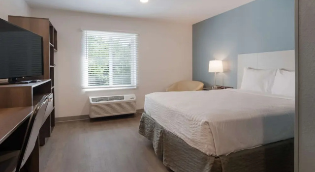 Номер Standard WoodSpring Suites Lynchburg VA