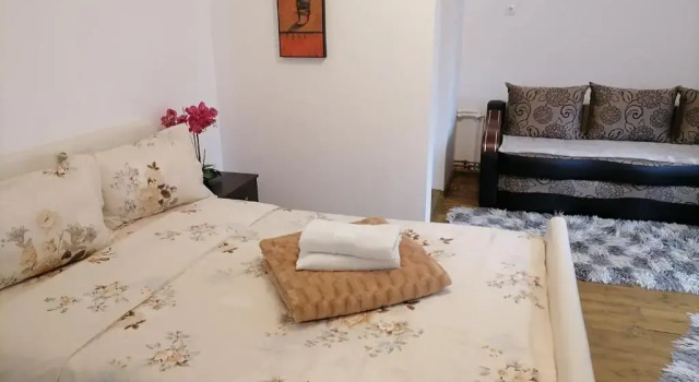 Pensiunea Izabel, Book Hotel  