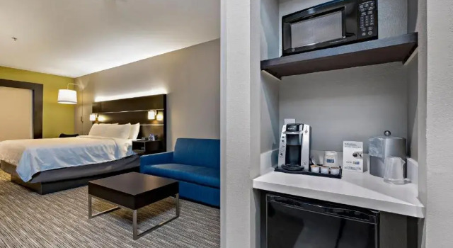 Люкс Holiday Inn Express Hotel & Suites Kilgore by IHG