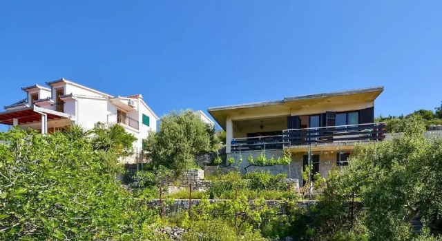House Marica, Đặt Nhà nghỉ dưỡng Kovacisce Split-Dalmatia County