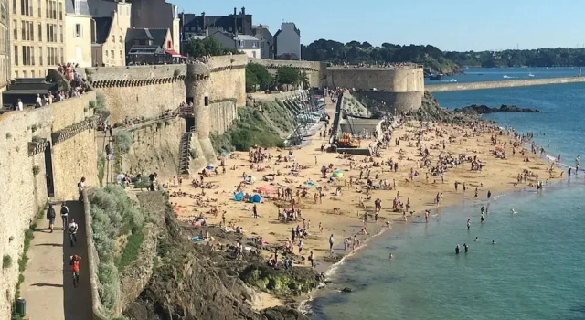 Апартаменты Holiday Home in Parame Near Saint-malo Beaches