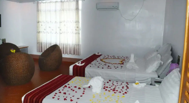 Номер Deluxe Hotel Myat Nan Taw