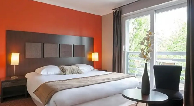 Номер Privilege с видом на внутренний двор Les Jardins dUlysse, The Originals Relais Le Touquet