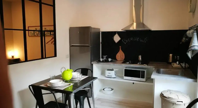 Студия Amelia Apts  Rooms