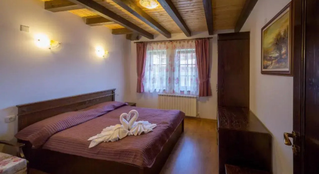 Kulübe Complex Rayuvski Han