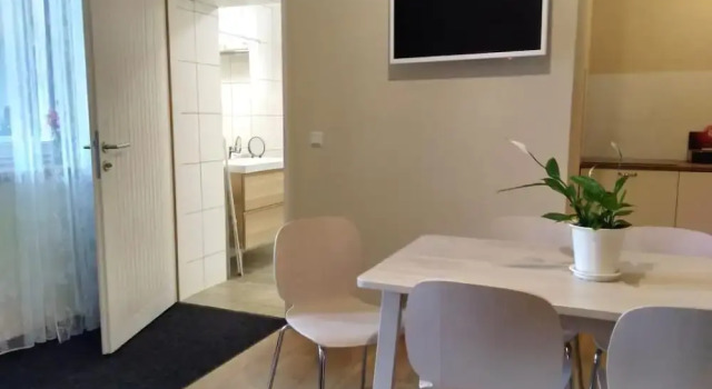 Sabines Apartments Ferienwohnungen, Book Apartment Frauenkirchen 
