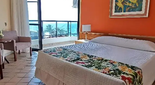 Одноместный номер Luxury с балконом и с видом на море Ingleses Praia Hotel