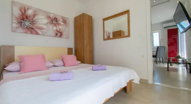 A2+2 - Lavanda Centar Makarska - Sea View, Забронировать Апартаменты/квартира Макарска Biokovo Nature Park, рядом с Францисканский монастырь