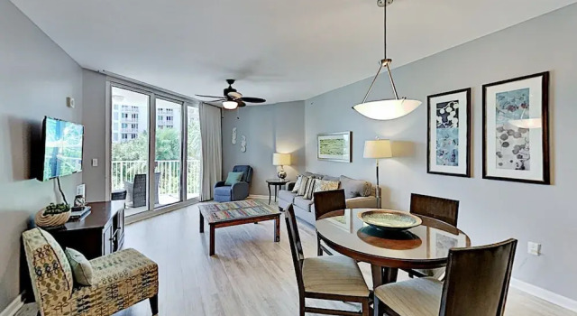 Relax At The Palms. 3rd Floor Pool View 2 Bedroom Condo, Varaa Huoneisto Destin Emerald Coast