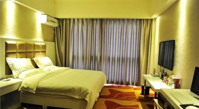 Zhumadian Yuechao Vogue Hotel, Prenota Hotel Hotel a Henan con parcheggio, Parcheggio