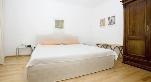 Ferienwohnung Bregenz 6 top 1, Забронировать Отель Брегенц Rhine Valley, рядом с Аббатство Веттинген Мехрерау