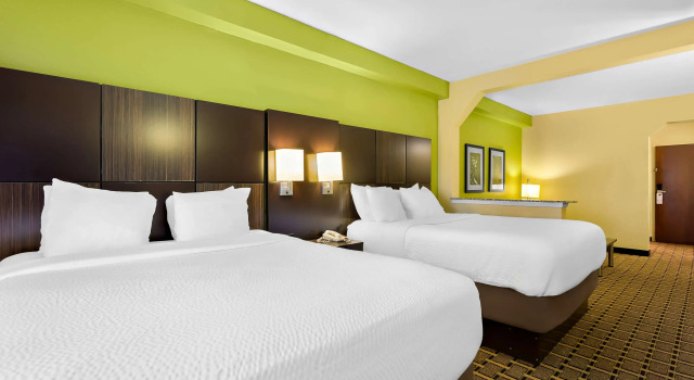 Четырёхместный люкс Best Western Knoxville Suites - Downtown