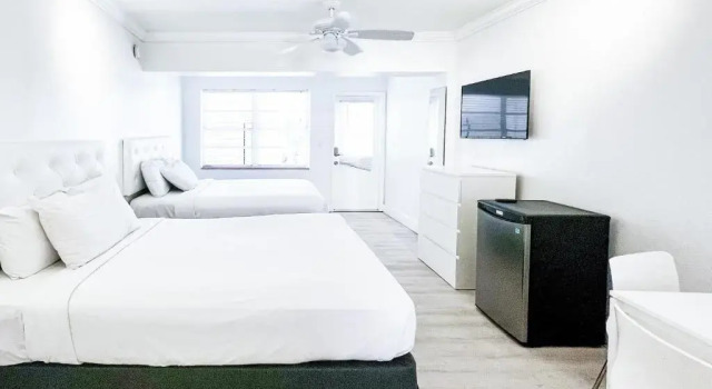 Четырёхместная студия Tara Hotel