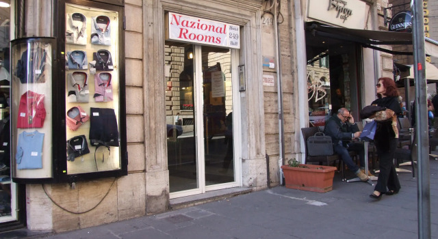 NazionalRooms, Забронировать Отель Отели Рима с завтраком, рядом с Универмаг La Rinascente, Завтраки