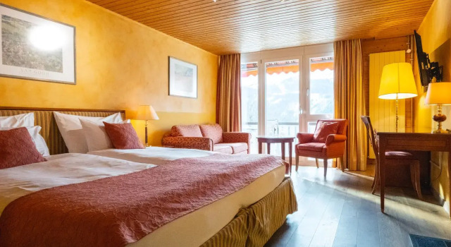 Семейный номер Standard с видом на горы Hotel Silberhorn - Residences & Spa Wengen
