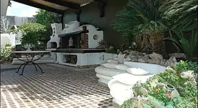 Il Giardino Del Margine Rosso