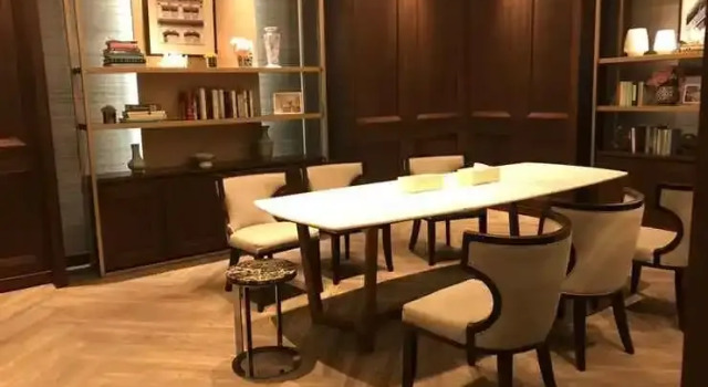 Luxury LaRiz Mansion Condominium