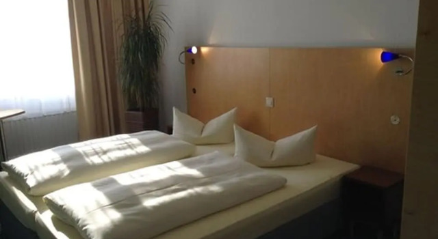 Четырёхместный номер Standard Check Inn Hotel Merseburg