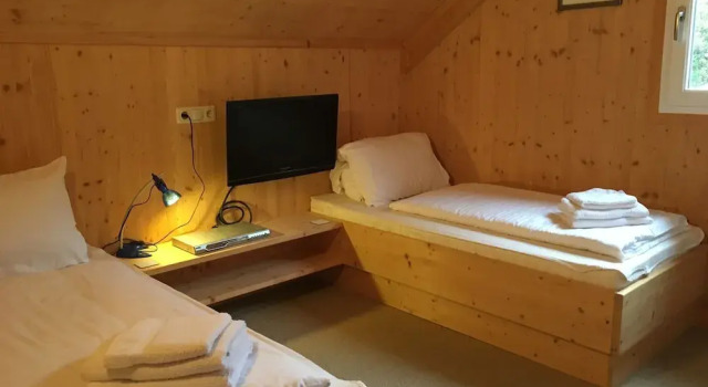 Detached Wooden Chalet with Sauna near Kreischberg, Prenota Chalet Hotel a Stiria con parcheggio, Parcheggio