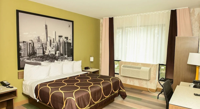 Двухместный номер Super 8 by Wyndham Bronx Near Botanical Garden