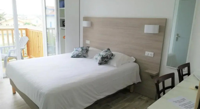 Двухместный номер Standard с балконом Hotel Atlantique