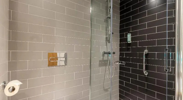 Трёхместный номер Standard Travelodge Bilbao Sestao