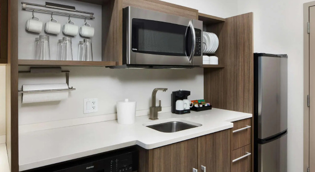 Двухместный люкс Home2 Suites By Hilton Stuart